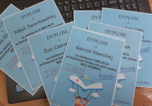 Dyplomy za konkurs Mój Komiks.