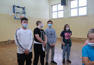 Uczestnicy konkursu czakają na ogłoszenie wyników.