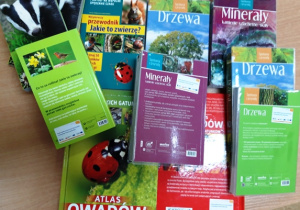 Książki przyrodnicze.