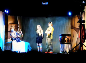 „W krainie mitów”-spektakl w ŁDK